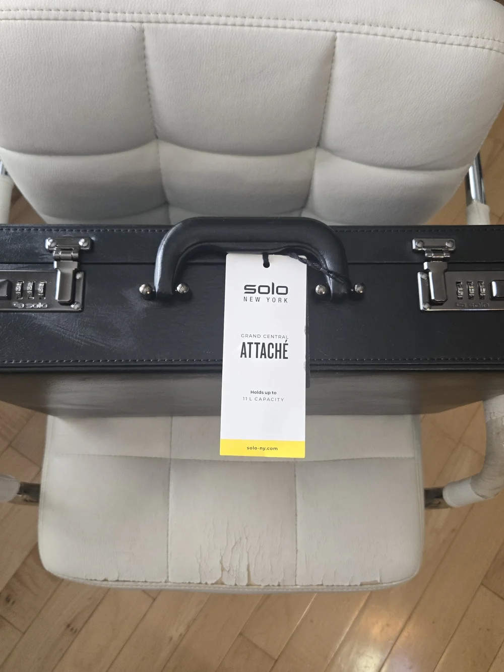 NWT Solo Black Briefcase Combo Lock organizer Inside